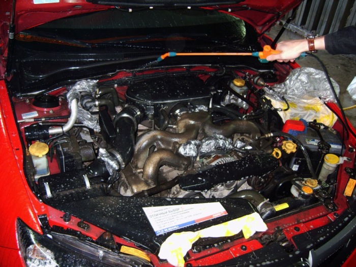 5 помилок при мийці, які гроблять улюблений автомобіль