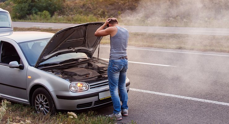 Чому заливати по 10 літрів у бак машини краще, ніж одразу повний